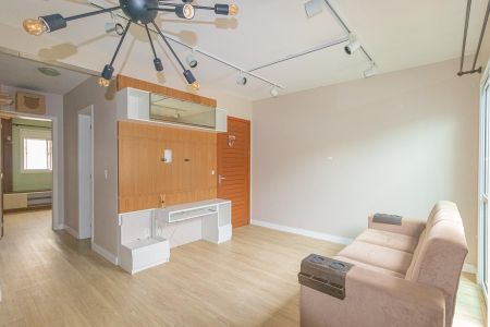 Sala de casa de condomínio para alugar com 2 quartos, 80m² em Olaria, Canoas