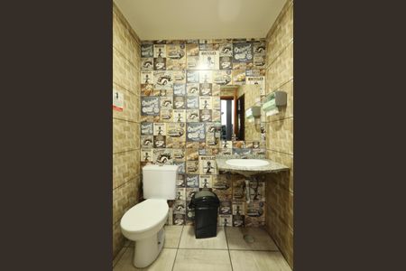 Casa à venda com 550m², 10 quartos e NaN vagasBanheiro de serviço