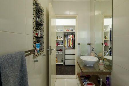 Casa à venda com 550m², 10 quartos e NaN vagasBanheiro da Suíte 2