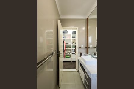 Casa à venda com 550m², 10 quartos e NaN vagasBanheiro da Suíte 1