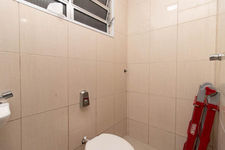 Casa à venda com 100m², 3 quartos e sem vagaBanheiro