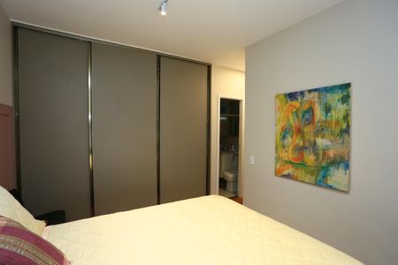 Apartamento à venda com 100m², 3 quartos e 1 vagasuíte