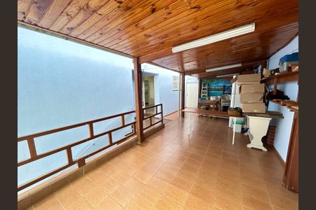 Casa para alugar com 222m², 3 quartos e 3 vagasQuintal