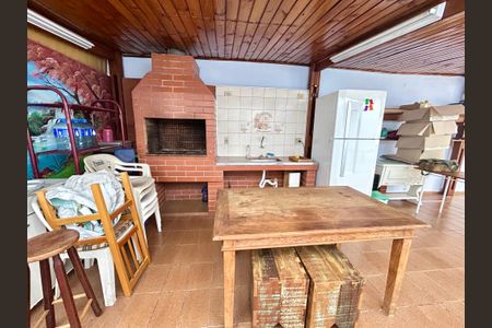 Casa para alugar com 222m², 3 quartos e 3 vagasQuintal