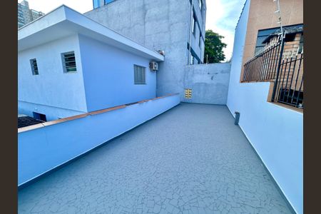Casa para alugar com 222m², 3 quartos e 3 vagasQuintal