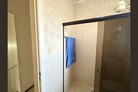 Casa para alugar com 222m², 3 quartos e 3 vagasBanheiro 1