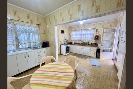 Casa para alugar com 222m², 3 quartos e 3 vagasCozinha