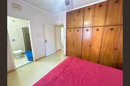 Quarto Suíte de casa para alugar com 3 quartos, 222m² em Jardim Madeirense, Guarulhos