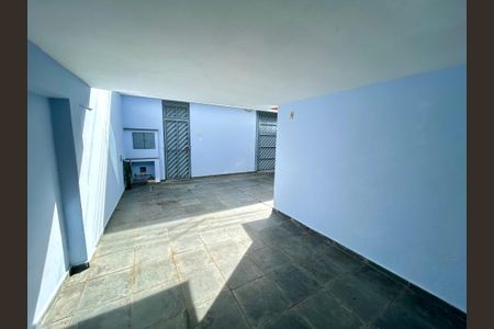 Casa para alugar com 222m², 3 quartos e 3 vagasGaragem