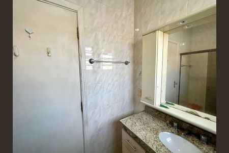 Casa para alugar com 222m², 3 quartos e 3 vagasBanheiro da Suíte