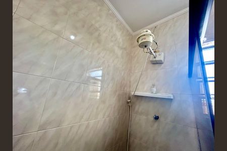 Casa para alugar com 222m², 3 quartos e 3 vagasBanheiro 1