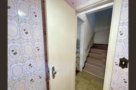 Casa para alugar com 222m², 3 quartos e 3 vagasBanheiro 2