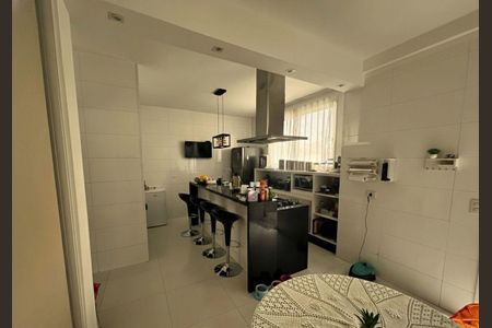 Cozinha de casa de condomínio à venda com 3 quartos, 300m² em Alphaville, Santana de Parnaíba