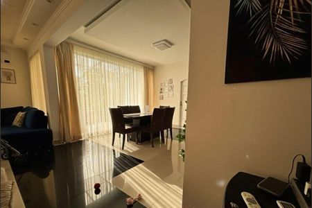 Sala de casa de condomínio à venda com 3 quartos, 300m² em Alphaville, Santana de Parnaíba