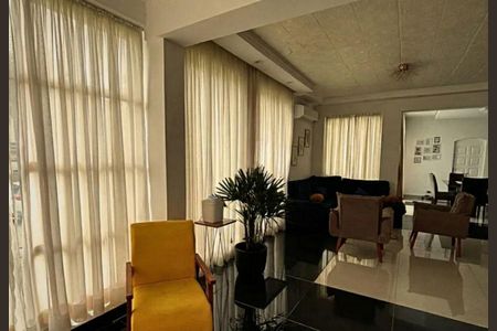 Sala de casa de condomínio à venda com 3 quartos, 300m² em Alphaville, Santana de Parnaíba