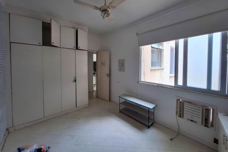 Apartamento à venda com 128m², 3 quartos e sem vaga Apartamento à venda com 128m², 3 quartos e sem vagaQuarto 1