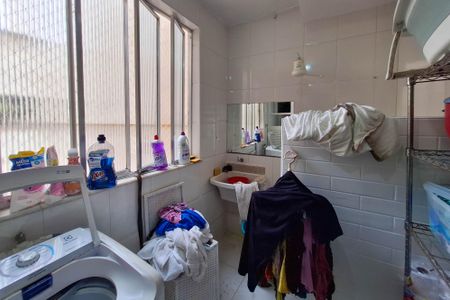 Apartamento à venda com 128m², 3 quartos e sem vaga Apartamento à venda com 128m², 3 quartos e sem vagaÁrea de Serviço