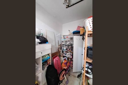 Apartamento à venda com 128m², 3 quartos e sem vaga Apartamento à venda com 128m², 3 quartos e sem vagaQuarto de Serviço