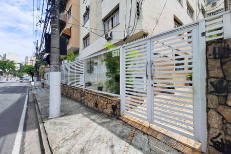 Apartamento à venda com 128m², 3 quartos e sem vaga Apartamento à venda com 128m², 3 quartos e sem vagaFachada