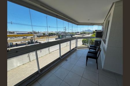 Apartamento para alugar com 68m², 2 quartos e 1 vagaVaranda