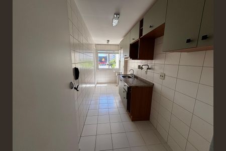 Apartamento para alugar com 68m², 2 quartos e 1 vagaCozinha