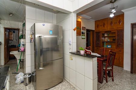 Apartamento à venda com 96m², 3 quartos e 2 vagasCozinha