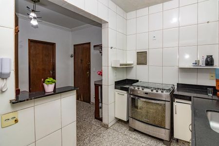 Apartamento à venda com 96m², 3 quartos e 2 vagasCozinha