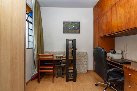 Apartamento à venda com 96m², 3 quartos e 2 vagasQuarto 2