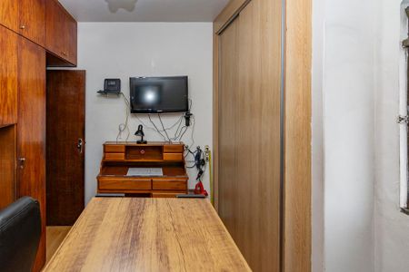 Apartamento à venda com 96m², 3 quartos e 2 vagasQuarto 2