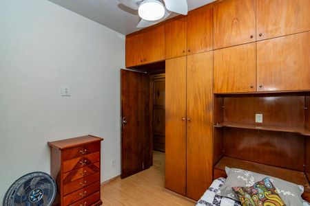 Apartamento à venda com 96m², 3 quartos e 2 vagasQuarto 3