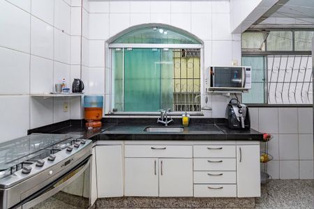 Apartamento à venda com 96m², 3 quartos e 2 vagasCozinha