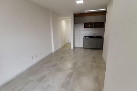 Sala de apartamento para alugar com 3 quartos, 74m² em Vila Andrade, São Paulo