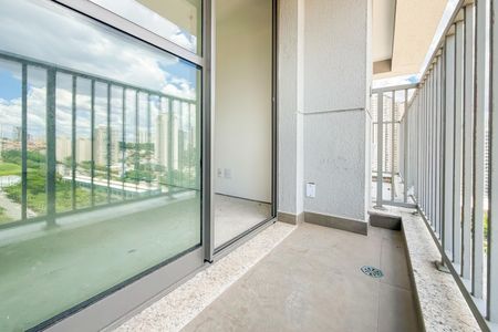 Varanda de kitnet/studio à venda com 1 quarto, 28m² em Jardim Aurelia, São Paulo
