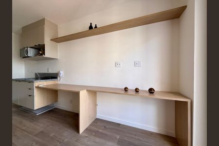 Quarto de kitnet/studio à venda com 0 quarto, 27m² em Jardim das Acacias, São Paulo