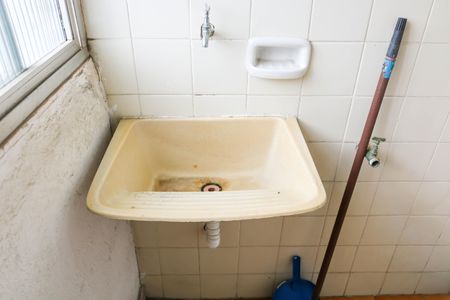 Apartamento à venda com 58m², 2 quartos e 1 vagaÁrea de Serviço