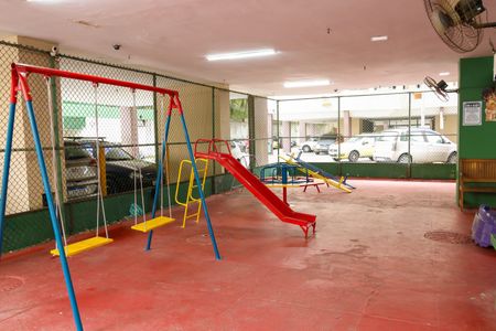 Apartamento à venda com 58m², 2 quartos e 1 vagaÁrea comum - Playground