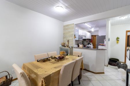 Sala de casa para alugar com 3 quartos, 70m² em Hípica, Porto Alegre