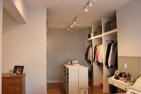 Apartamento à venda com 346m², 3 quartos e 3 vagasCloset da suíte 3