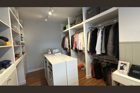 Apartamento à venda com 346m², 3 quartos e 3 vagasCloset da suíte 3