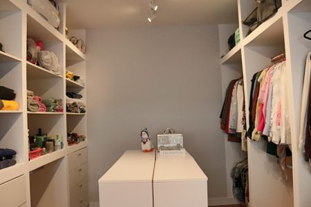 Apartamento à venda com 346m², 3 quartos e 3 vagasCloset da suíte 3