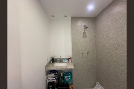 Apartamento à venda com 346m², 3 quartos e 3 vagasBanheiro da Suíte 1