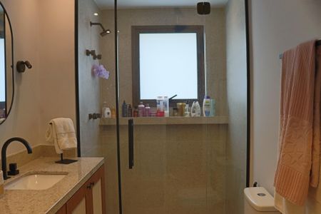 Apartamento à venda com 346m², 3 quartos e 3 vagasBanheiro da Suíte 3