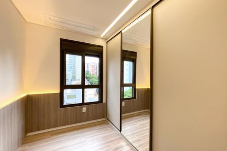 Quarto 2 de apartamento para alugar com 2 quartos, 65m² em Funcionários, Belo Horizonte