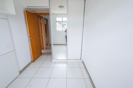 Apartamento à venda com 44m², 2 quartos e 1 vagaquarto 2