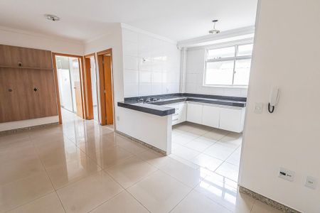 sala de apartamento à venda com 2 quartos, 44m² em Rio Branco, Belo Horizonte