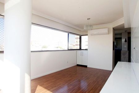 Apartamento para alugar com 68m², 2 quartos e 1 vagaSala