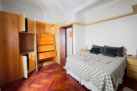 Casa de condomínio para alugar com 422m², 5 quartos e 4 vagas