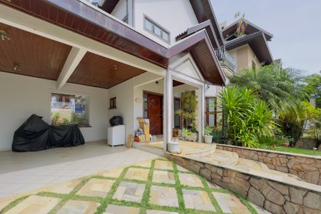 Casa de condomínio para alugar com 422m², 5 quartos e 4 vagas