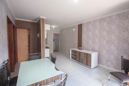 Sala/Cozinha de casa para alugar com 2 quartos, 450m² em Jardim Apuana, São Paulo