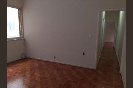 Apartamento para alugar com 93m², 3 quartos e sem vagaSala